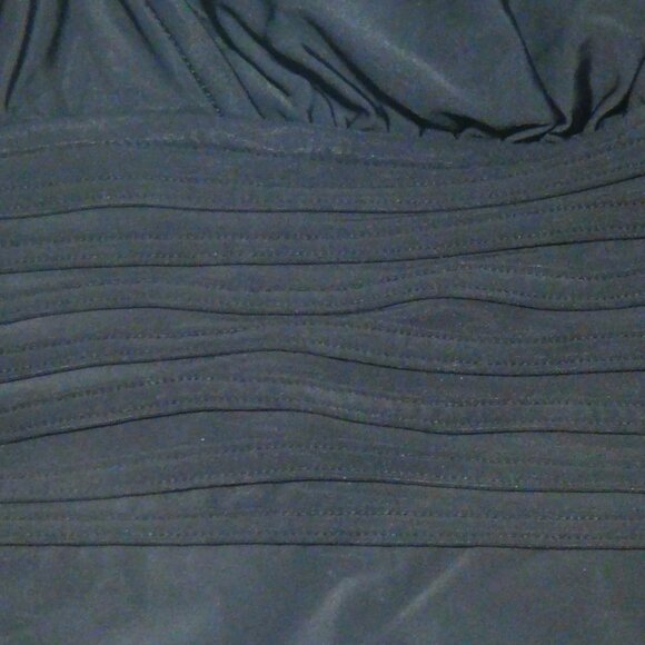 Aqua Women's One Piece Swimsuit Waist Detail Over the Shoulder Black S/M/L/XL - Picture 3 of 15